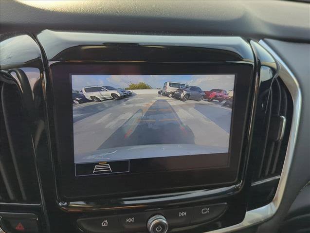 Used 2021 Chevrolet Traverse LT FWD image 24