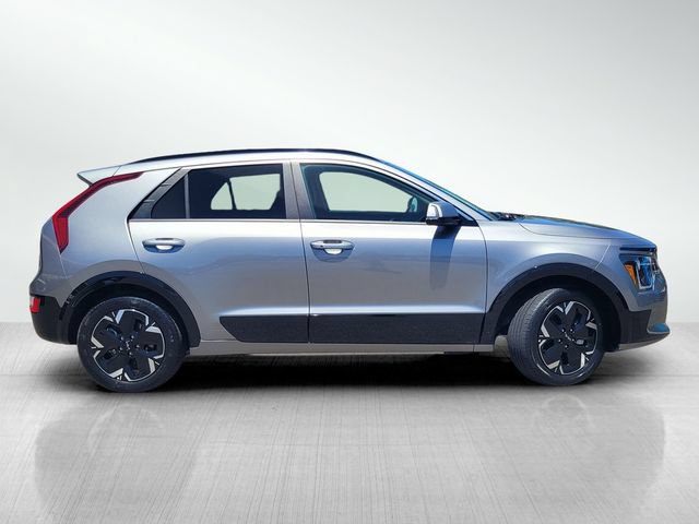 Used 2025 Kia Niro Wind FWD image 3