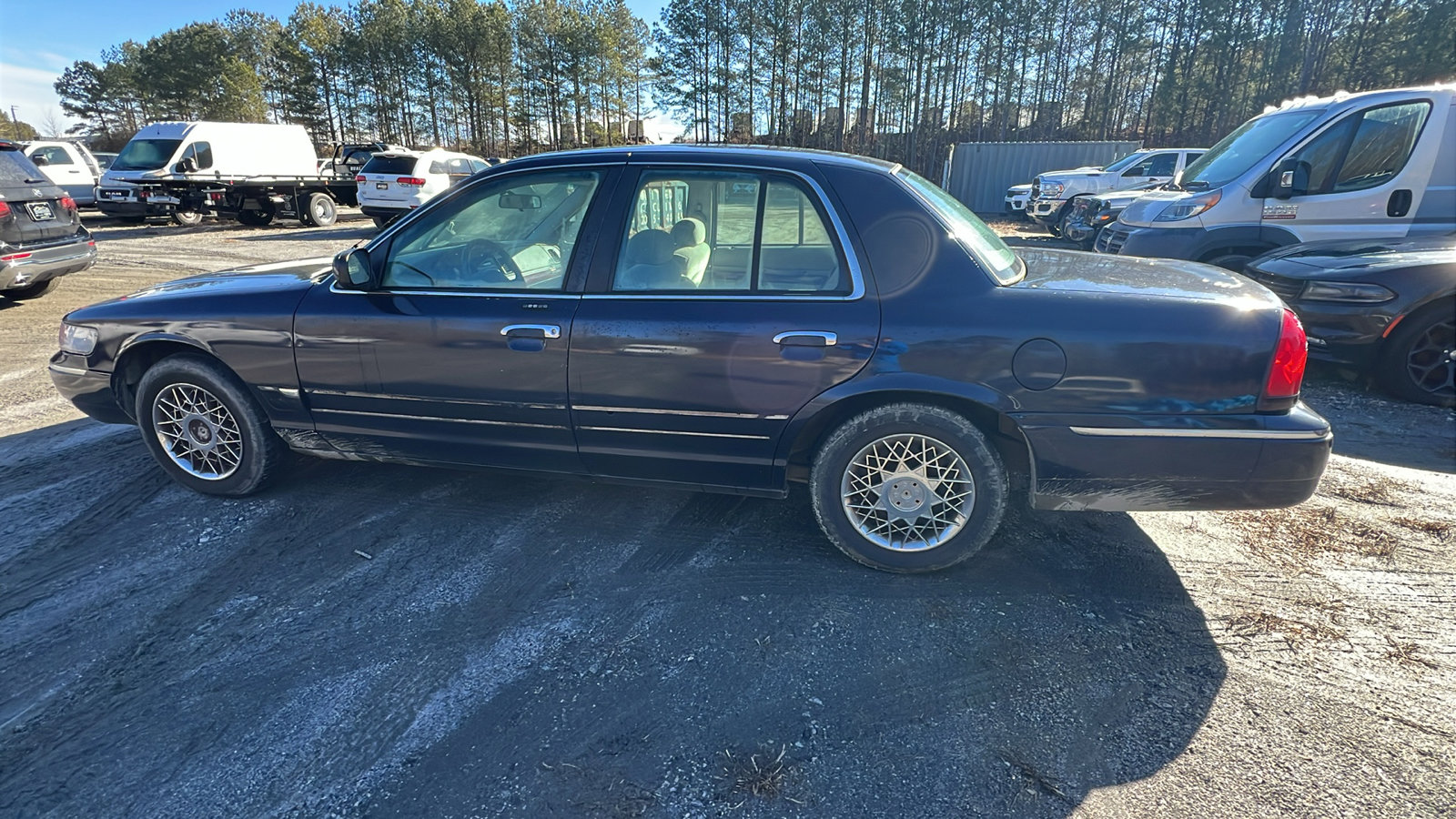 Used 2001 Mercury Grand Marquis GS image 11