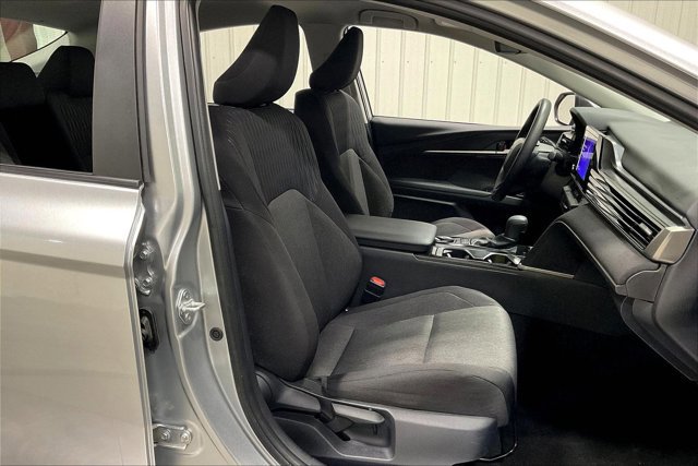 Certified 2025 Toyota Camry LE FWD image 8