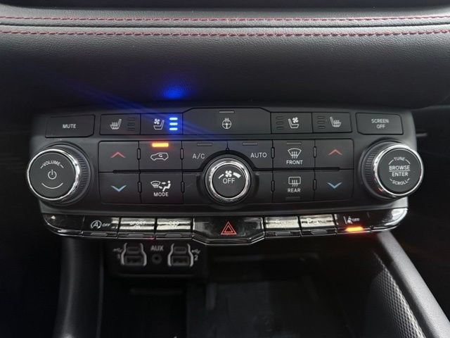 Used 2023 Dodge Durango GT AWD/4WD image 27