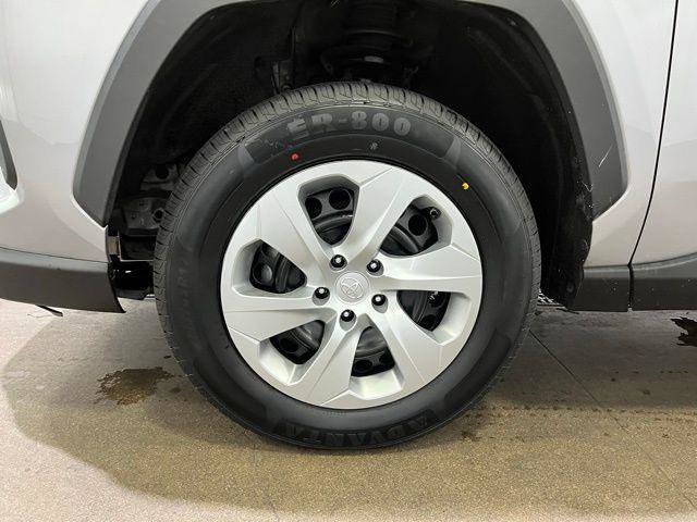 Certified 2022 Toyota RAV4 LE FWD image 22