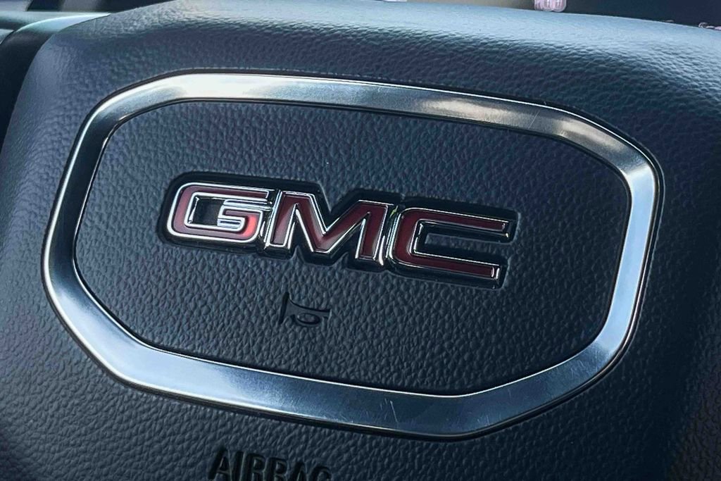 Used 2024 GMC Sierra 2500 AT4 w/ AT4 Premium Plus Package image 27