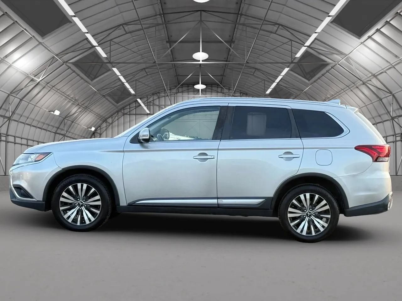 Used 2019 Mitsubishi Outlander SEL AWD/4WD image 4