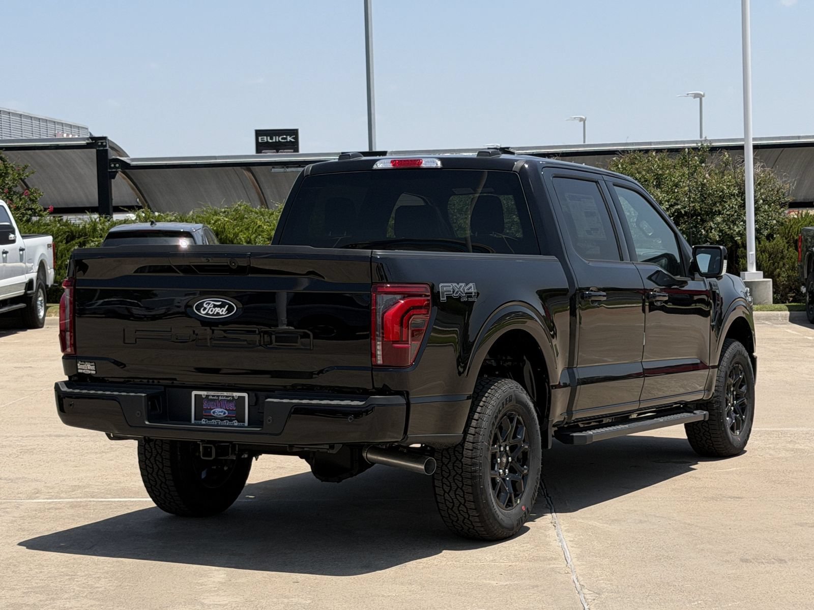 New 2026 Ford F150 Lariat w/ FX4 Off-Road Package AWD/4WD image 4