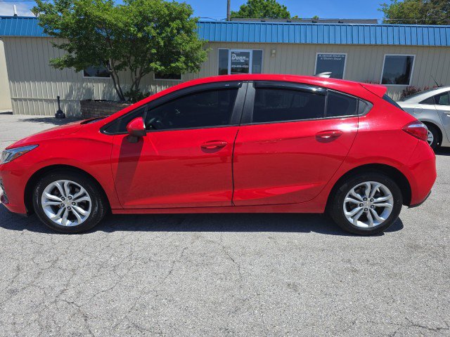 Used 2019 Chevrolet Cruze LS w/ LS Convenience Package FWD image 5
