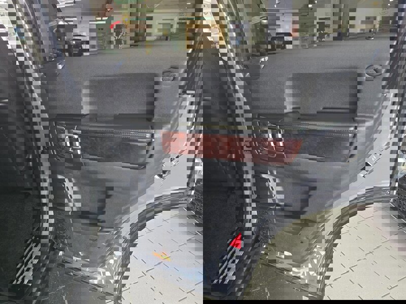 Used 2007 Land Rover Range Rover HSE image 17