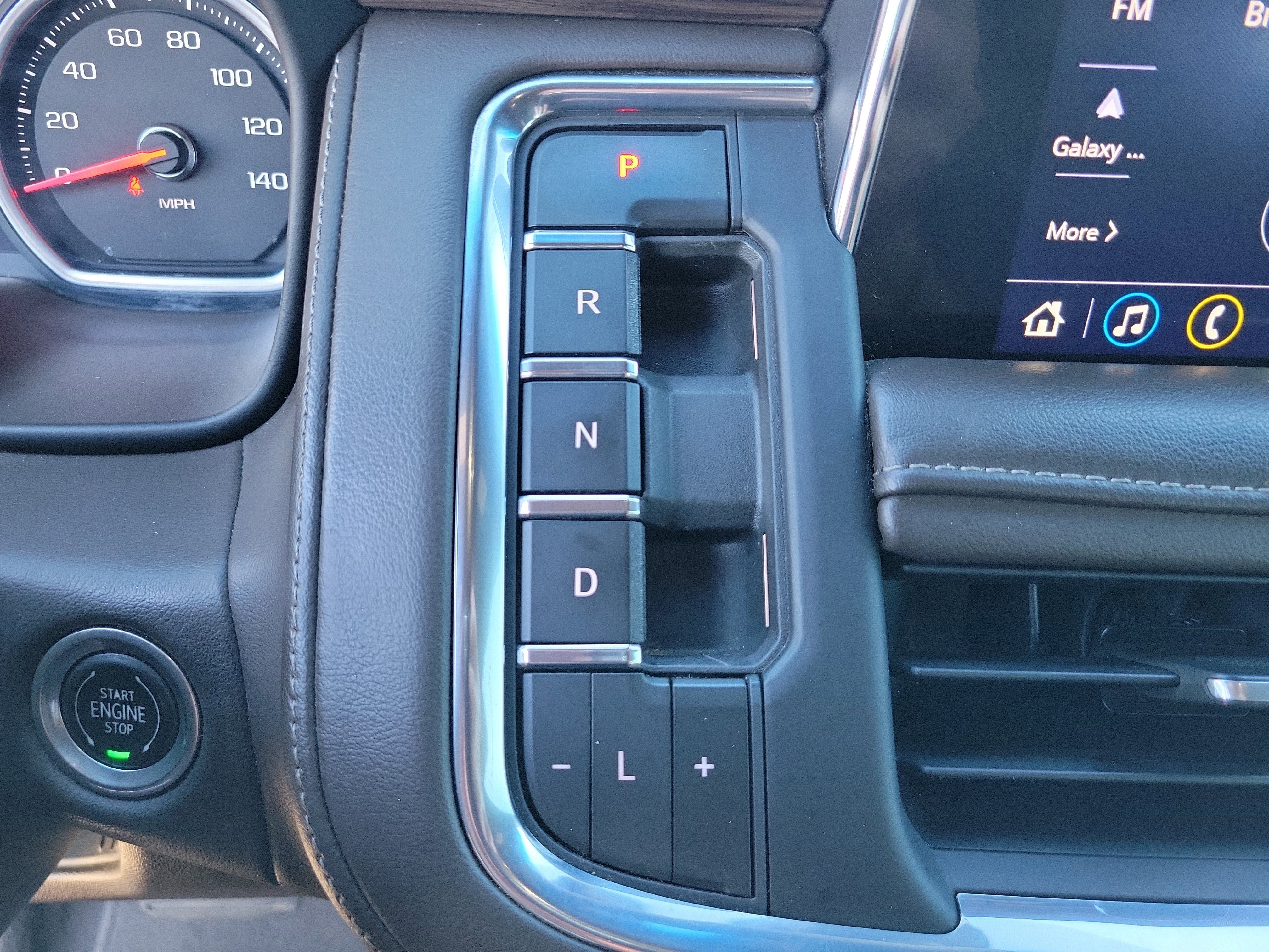 Used 2021 Chevrolet Tahoe Z71 w/ Z71 Off-Road Package image 28