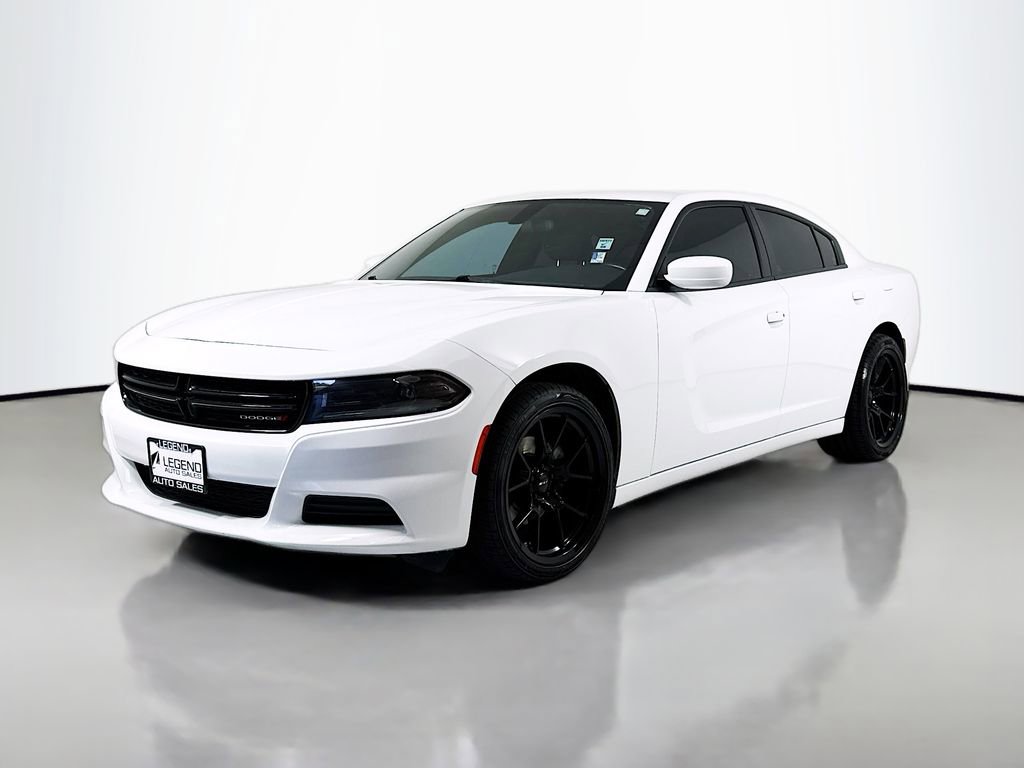 Used 2022 Dodge Charger SXT image 1