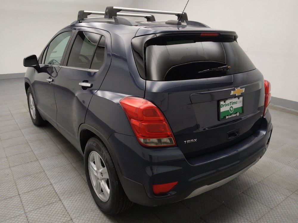 Used 2018 Chevrolet Trax LT w/ Sun & Sound Package FWD image 5