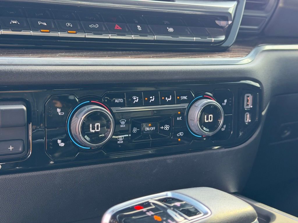 Used 2022 Chevrolet Silverado 1500 RST w/ Convenience Package II image 39