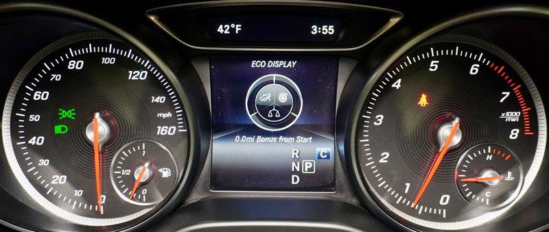 Used 2017 Mercedes-Benz CLA 250 4MATIC image 13