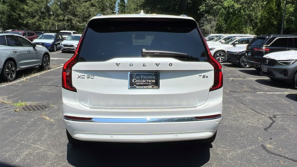 New 2026 Volvo XC90 T8 Plus image 3