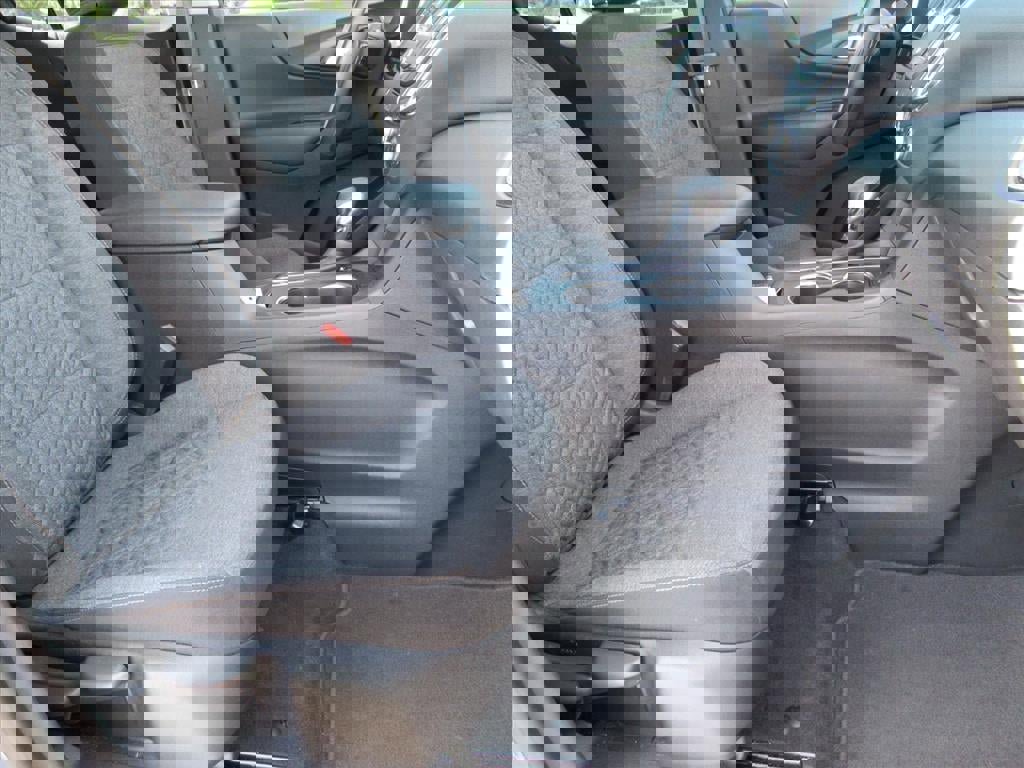 Used 2024 Chevrolet Equinox LT image 11