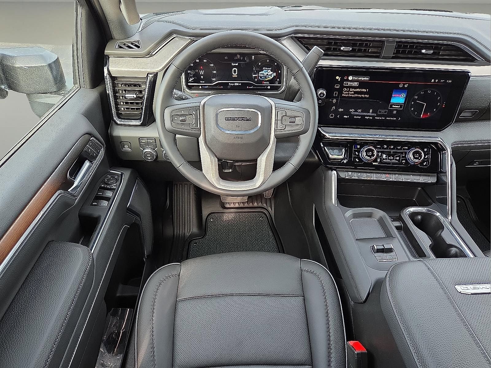 Used 2025 GMC Sierra 2500 Denali w/ Denali Reserve Package image 11