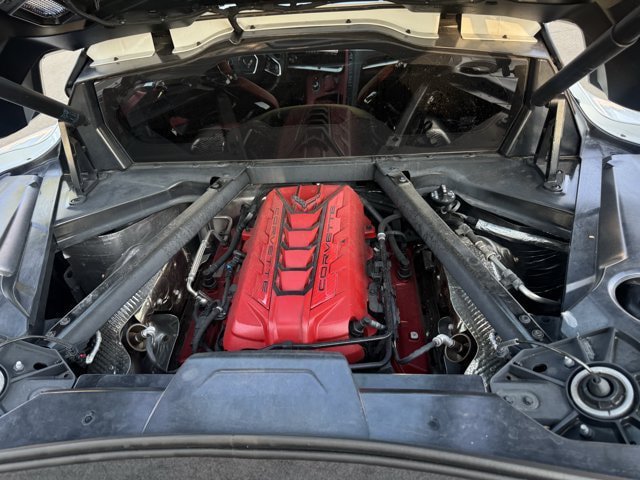 Used 2022 Chevrolet Corvette Stingray Preferred Cpe w/ Z51 Performance Package RWD image 27