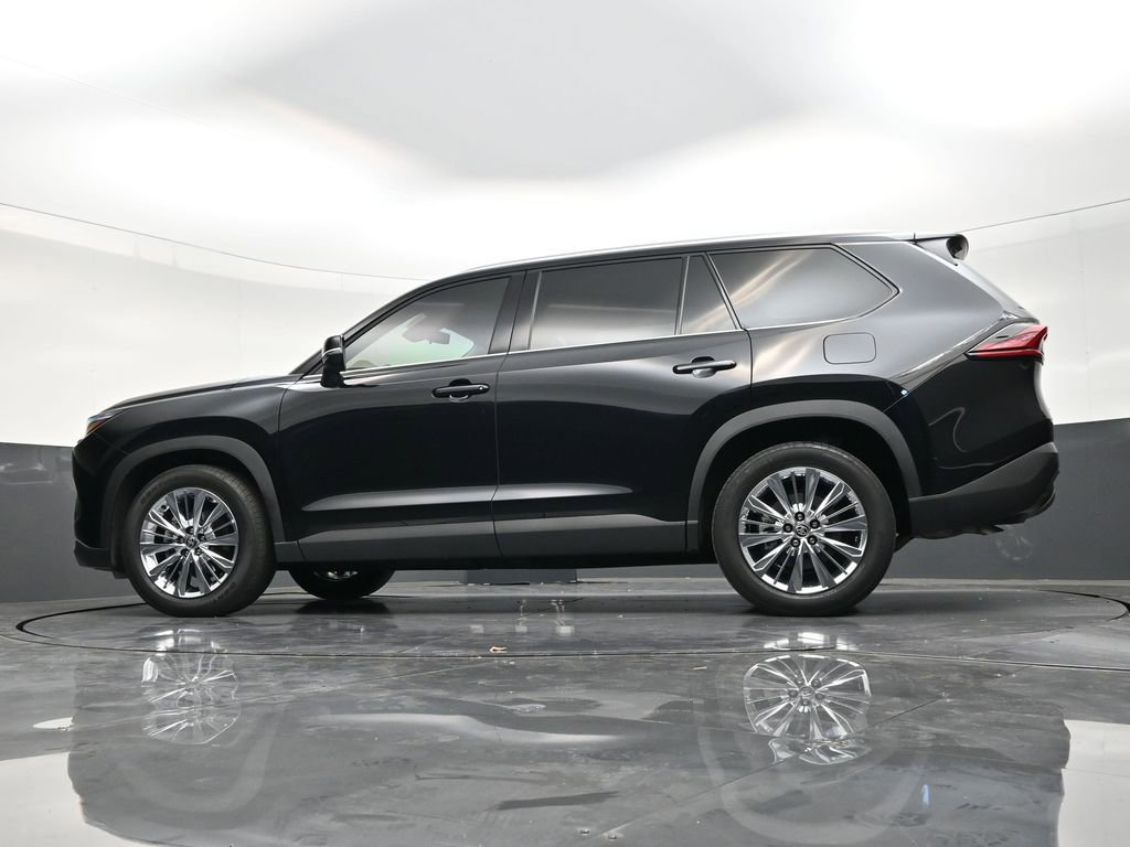 Used 2026 Toyota Grand Highlander AWD image 26