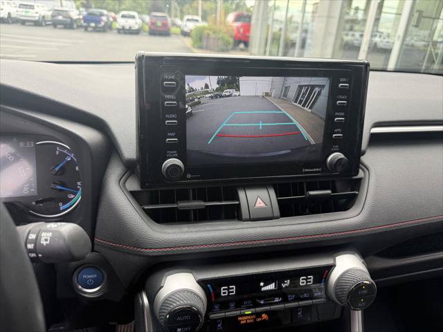 Certified 2021 Toyota RAV4 SE w/ Weather & Moonroof Package AWD/4WD image 17