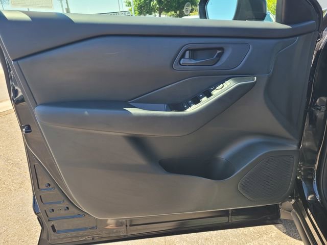 Certified 2026 Nissan Rogue S AWD/4WD image 18