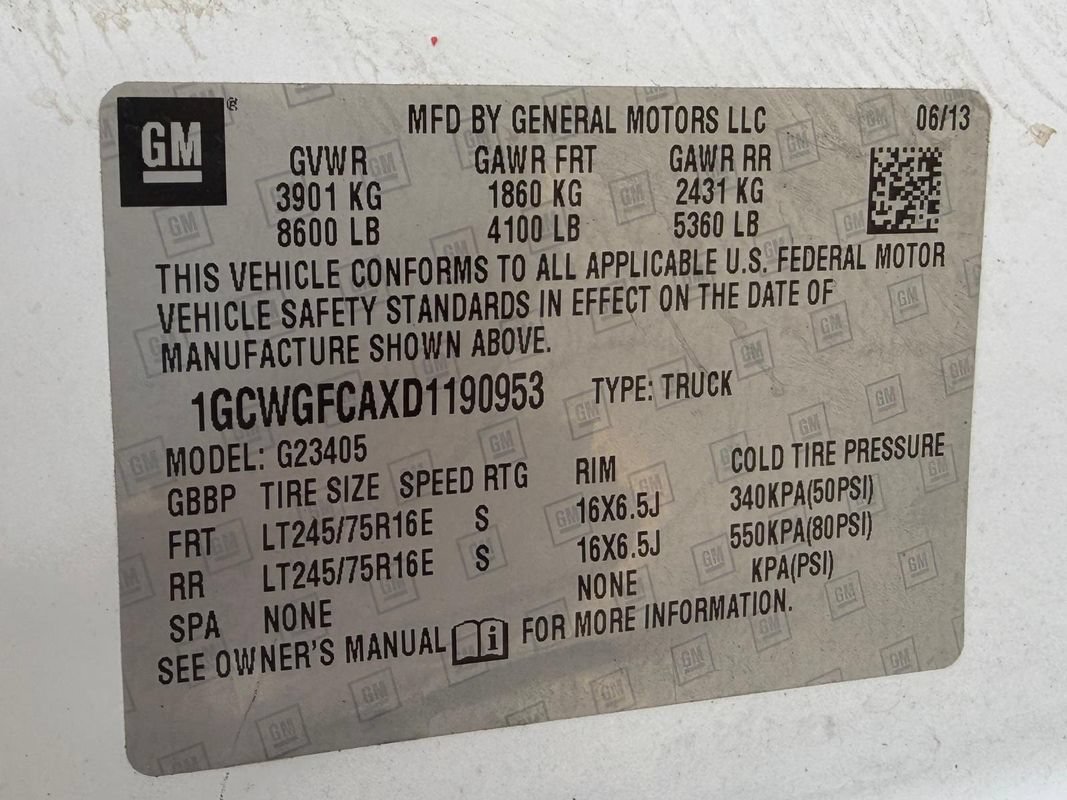Used 2013 Chevrolet Express 2500 RWD image 23