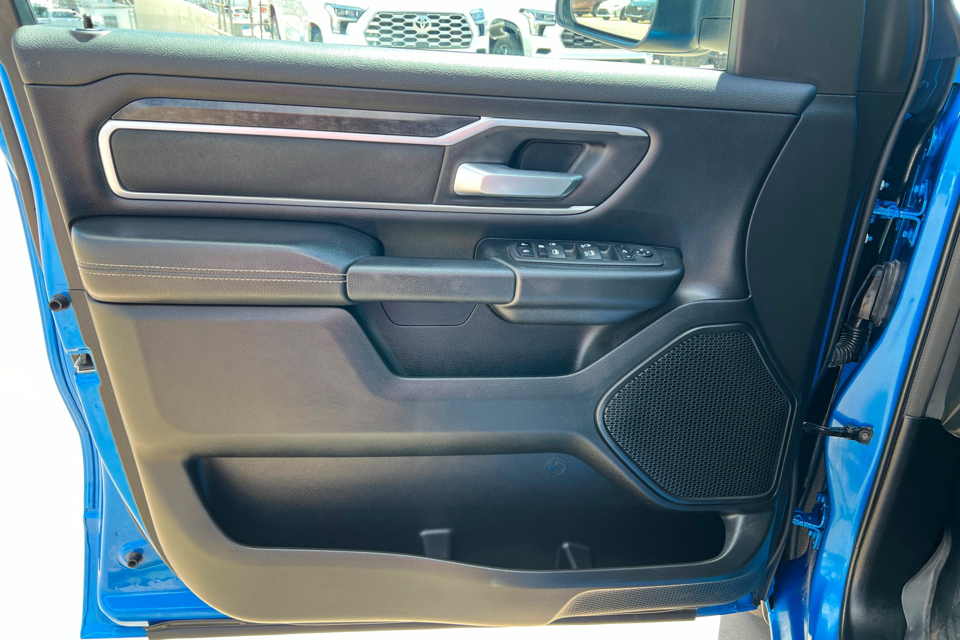 Used 2023 RAM 1500 Big Horn AWD/4WD image 14