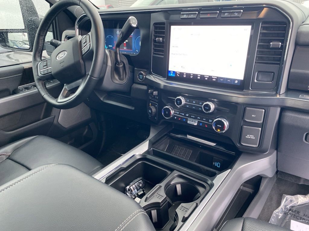 Used 2024 Ford F250 Lariat w/ Sport Appearance Package image 11