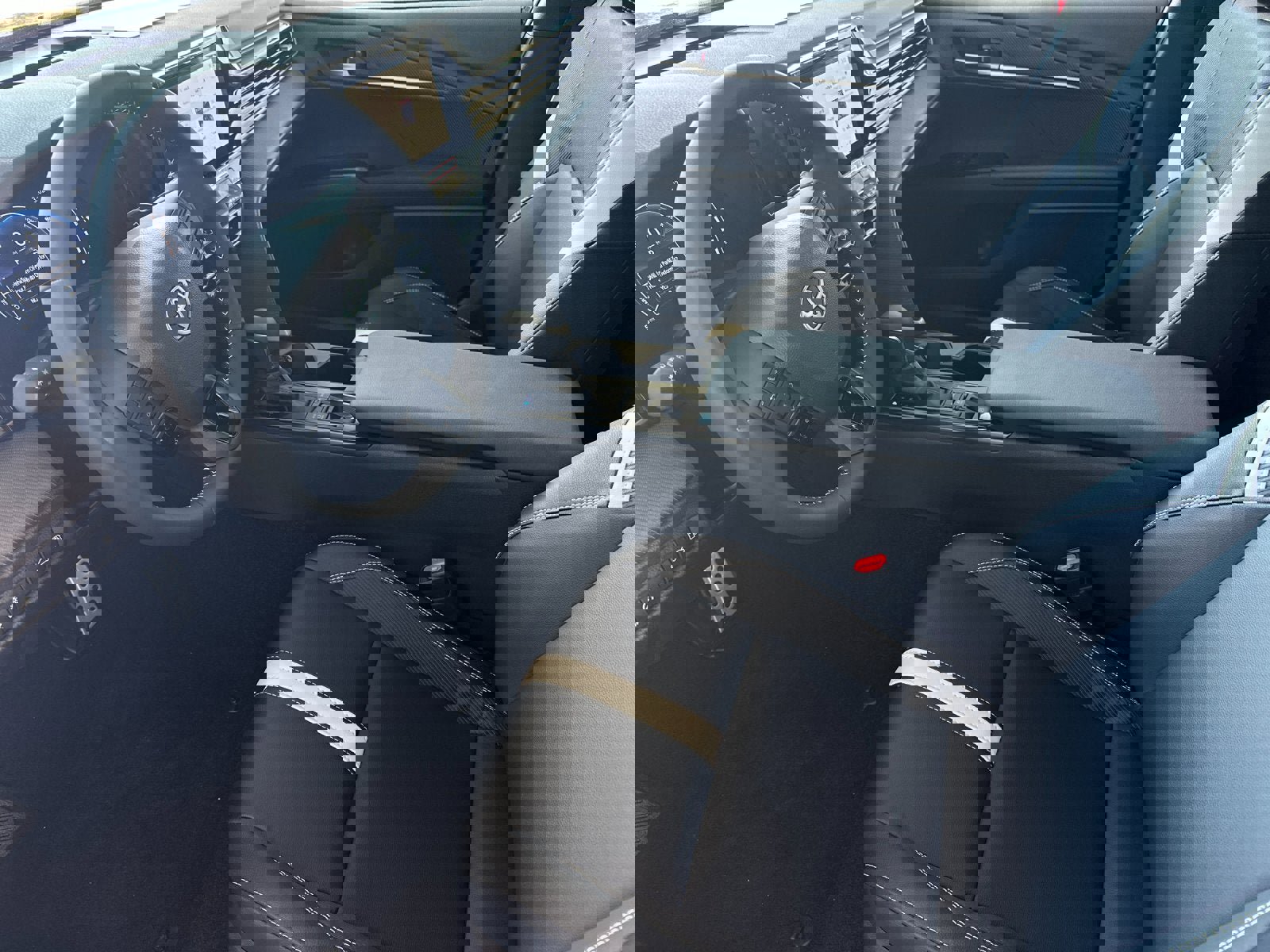 New 2026 Toyota Camry SE image 9