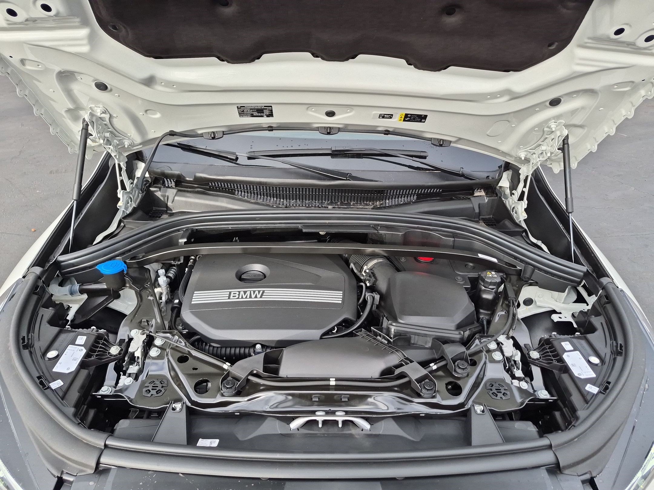 New 2027 BMW X1 xDrive28i AWD/4WD image 34