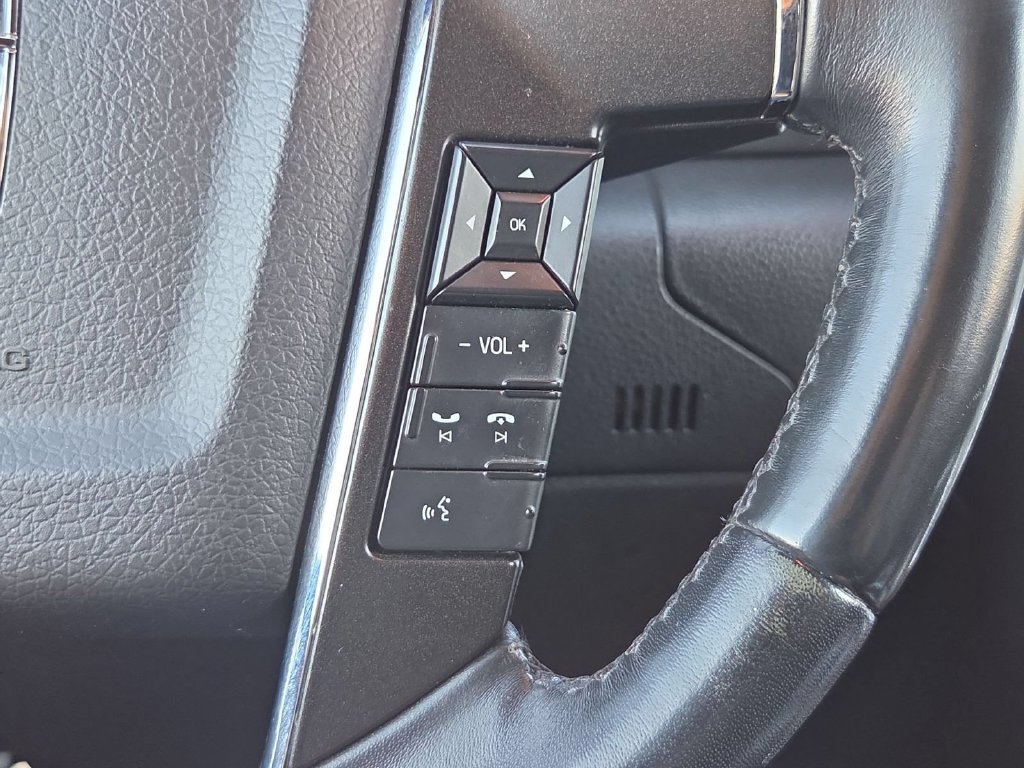 Used 2017 Lincoln Navigator Select AWD/4WD image 20