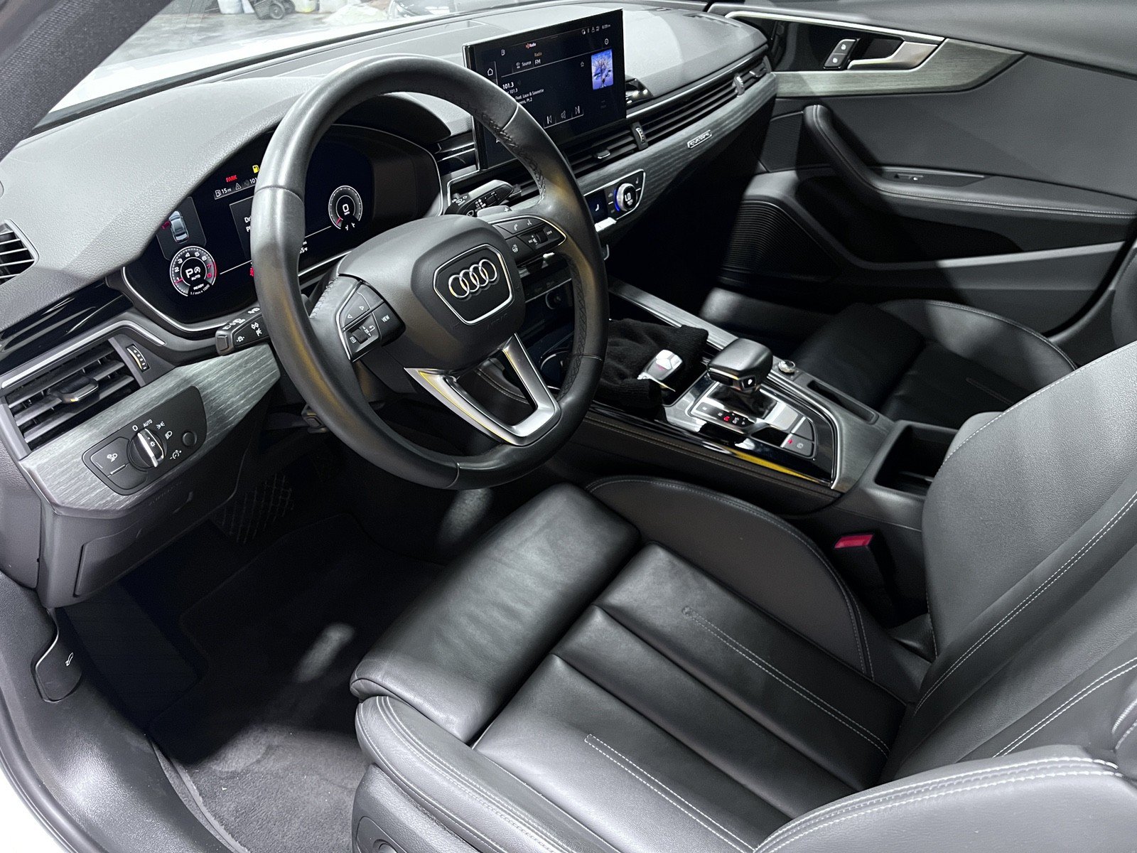 Used 2023 Audi A4 2.0T Premium Plus w/ Premium Plus Package AWD/4WD image 13