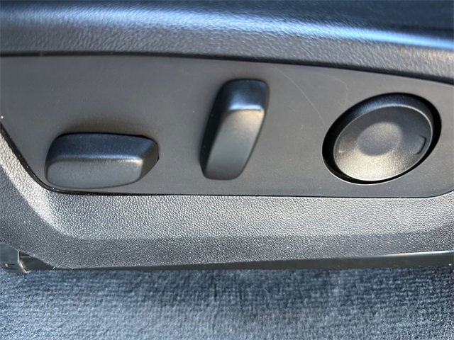 Used 2023 Chevrolet Colorado ZR2 w/ ZR2 Convenience Package III image 16