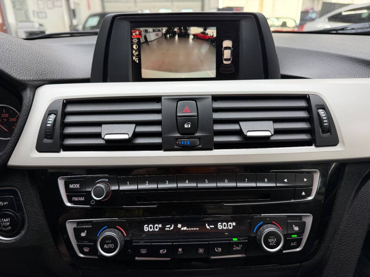 Used 2016 BMW 320i xDrive Sedan AWD/4WD image 27