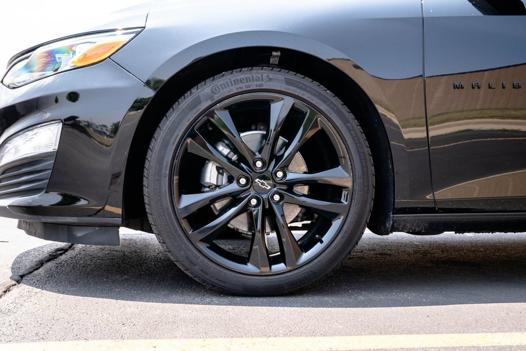 Used 2023 Chevrolet Malibu LT w/ Midnight Edition FWD image 11
