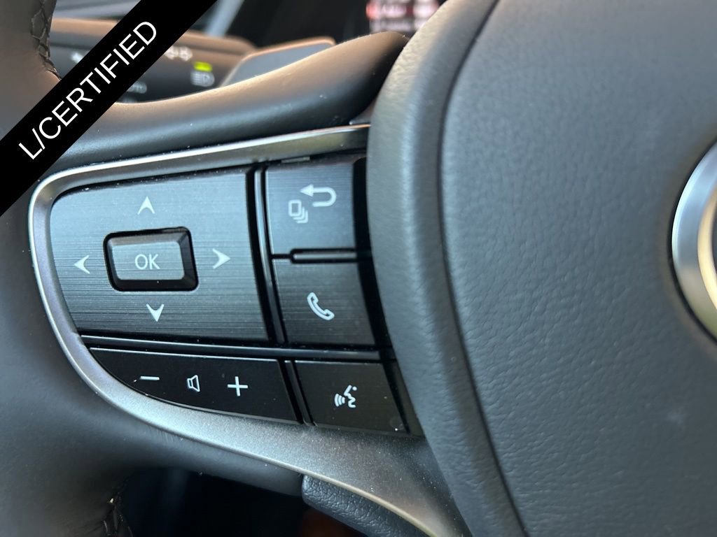 Used 2025 Lexus ES 350 w/ Premium Package FWD image 18