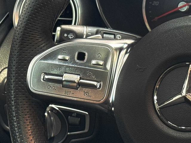 Used 2020 Mercedes-Benz GLC 300 image 19
