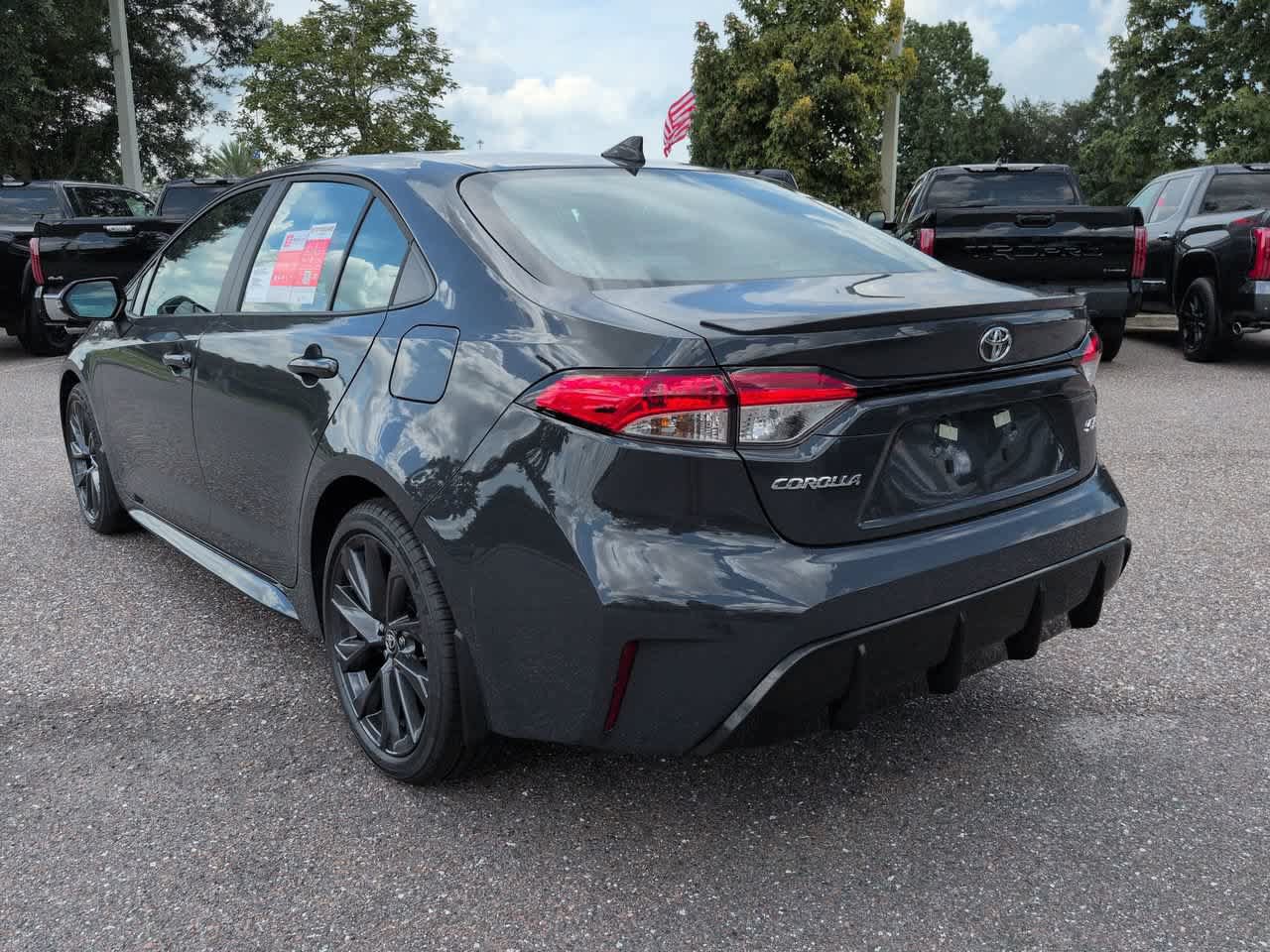 New 2027 Toyota Corolla SE FWD image 4