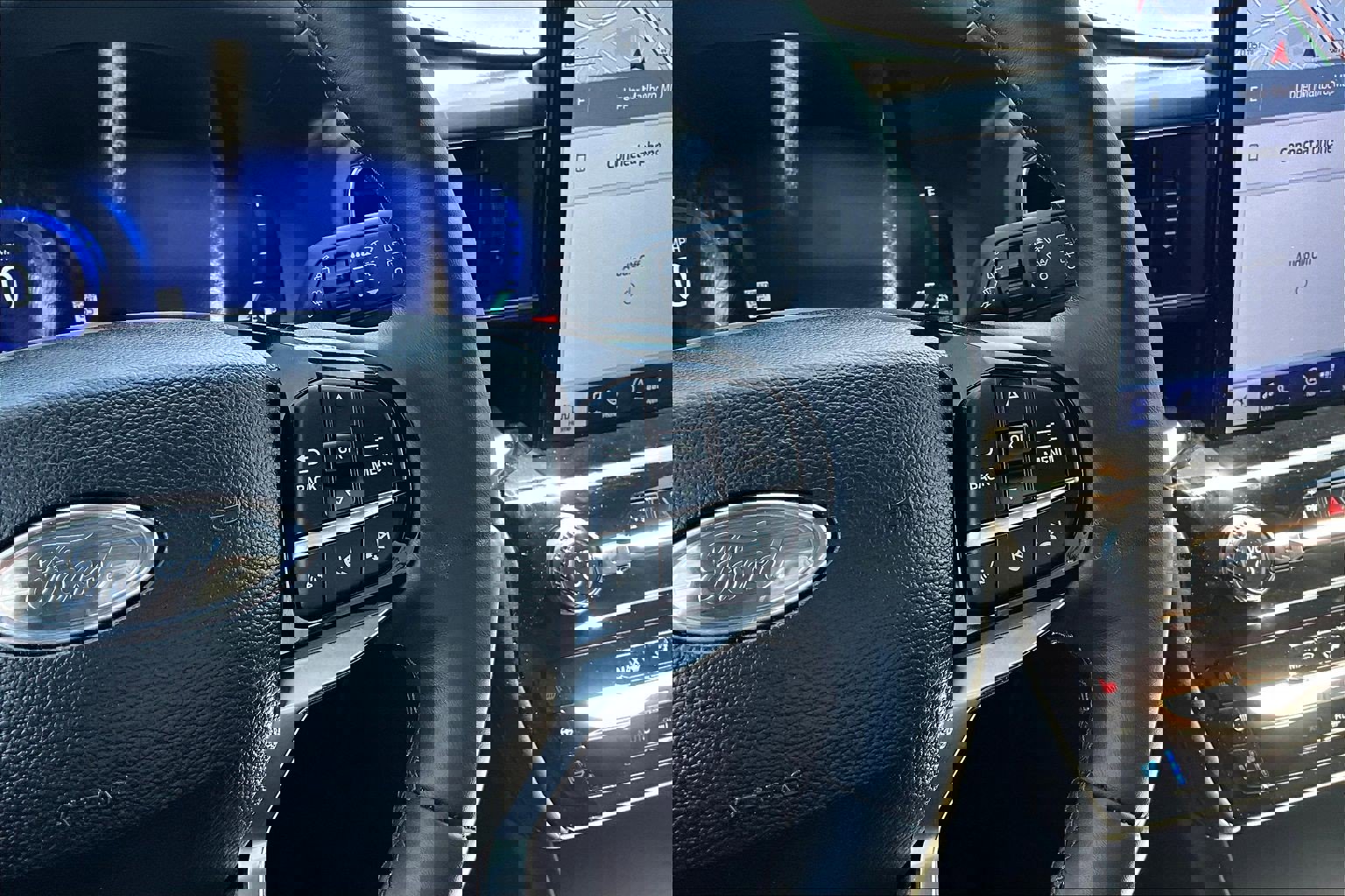 Used 2024 Ford Explorer Platinum w/ Technology Package image 19