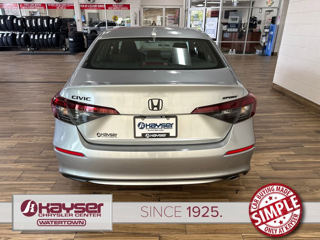 Used 2025 Honda Civic Sport image 4