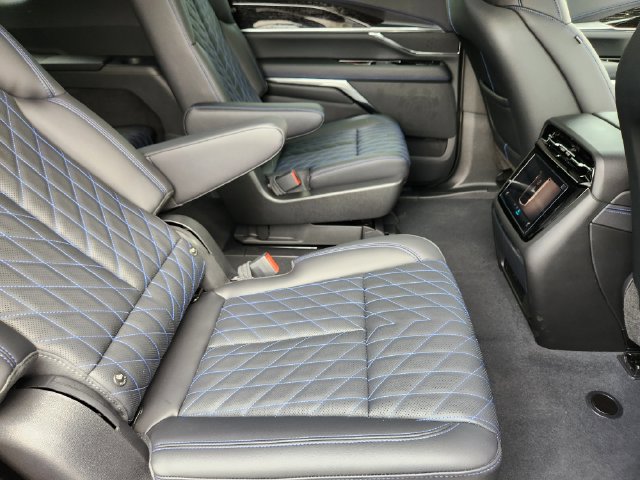 New 2026 Cadillac Escalade IQL Sport 1 AWD/4WD image 24
