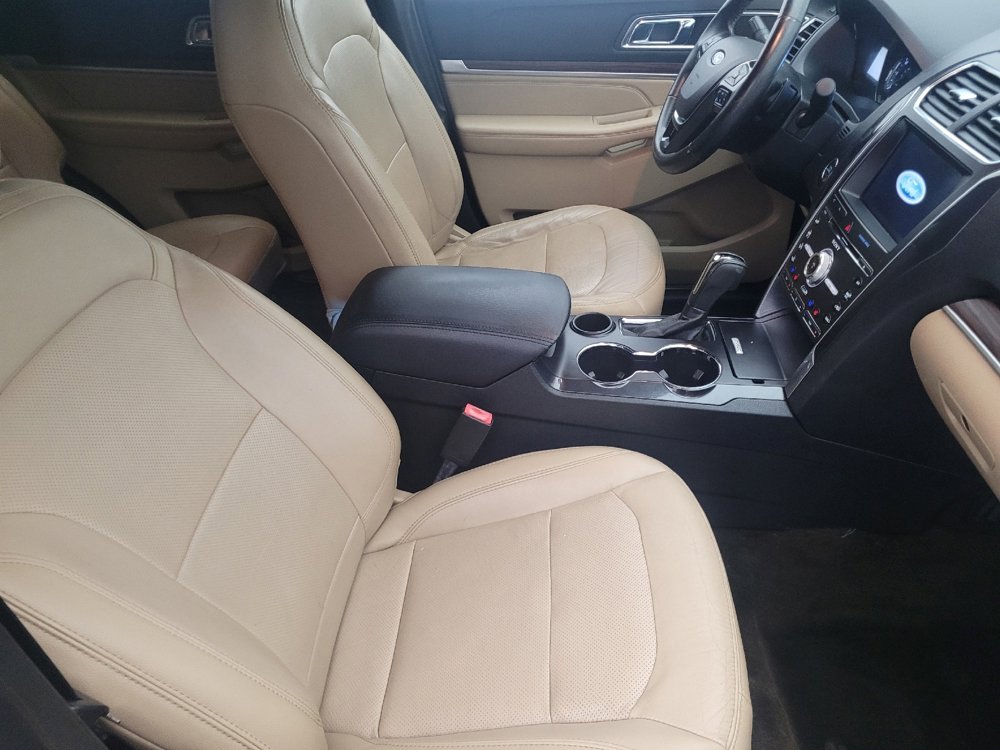 Used 2017 Ford Explorer Limited FWD image 21