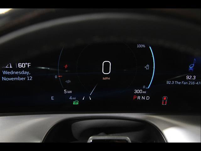 New 2026 Cadillac Vistiq Premium Luxury AWD/4WD image 9