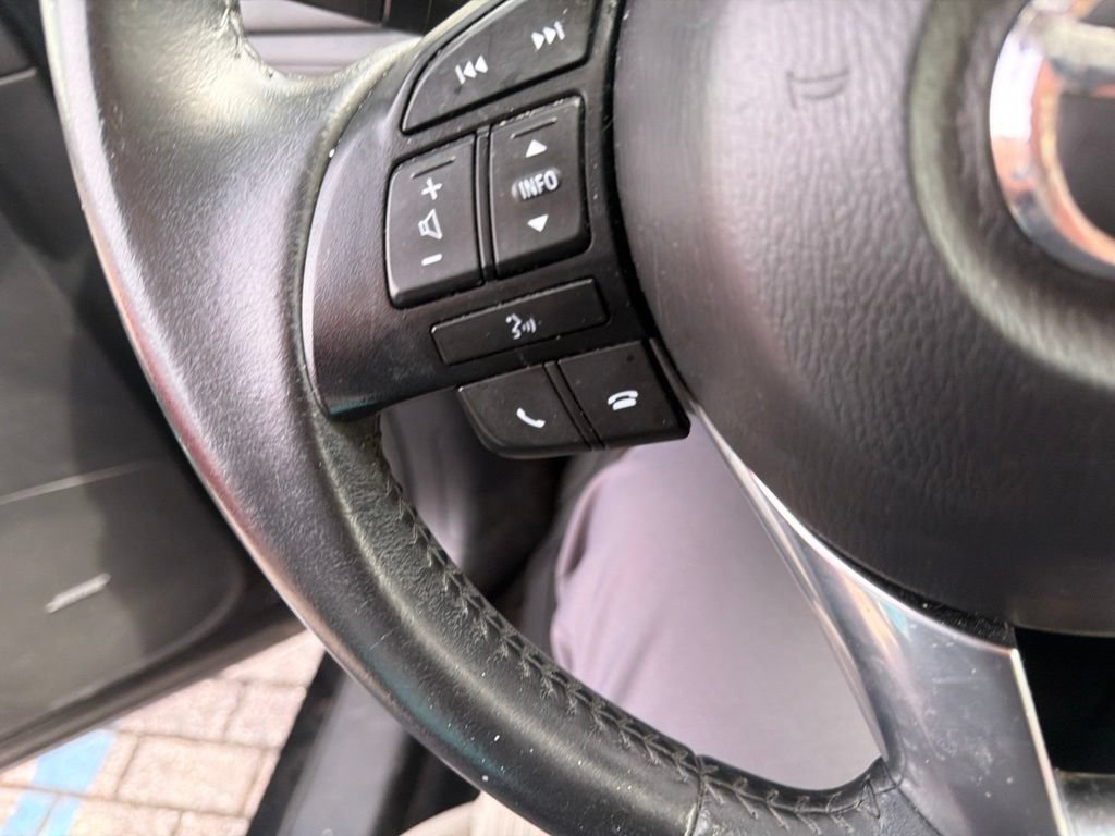 Used 2015 MAZDA CX-5 Touring w/ Touring Technology Package FWD image 1