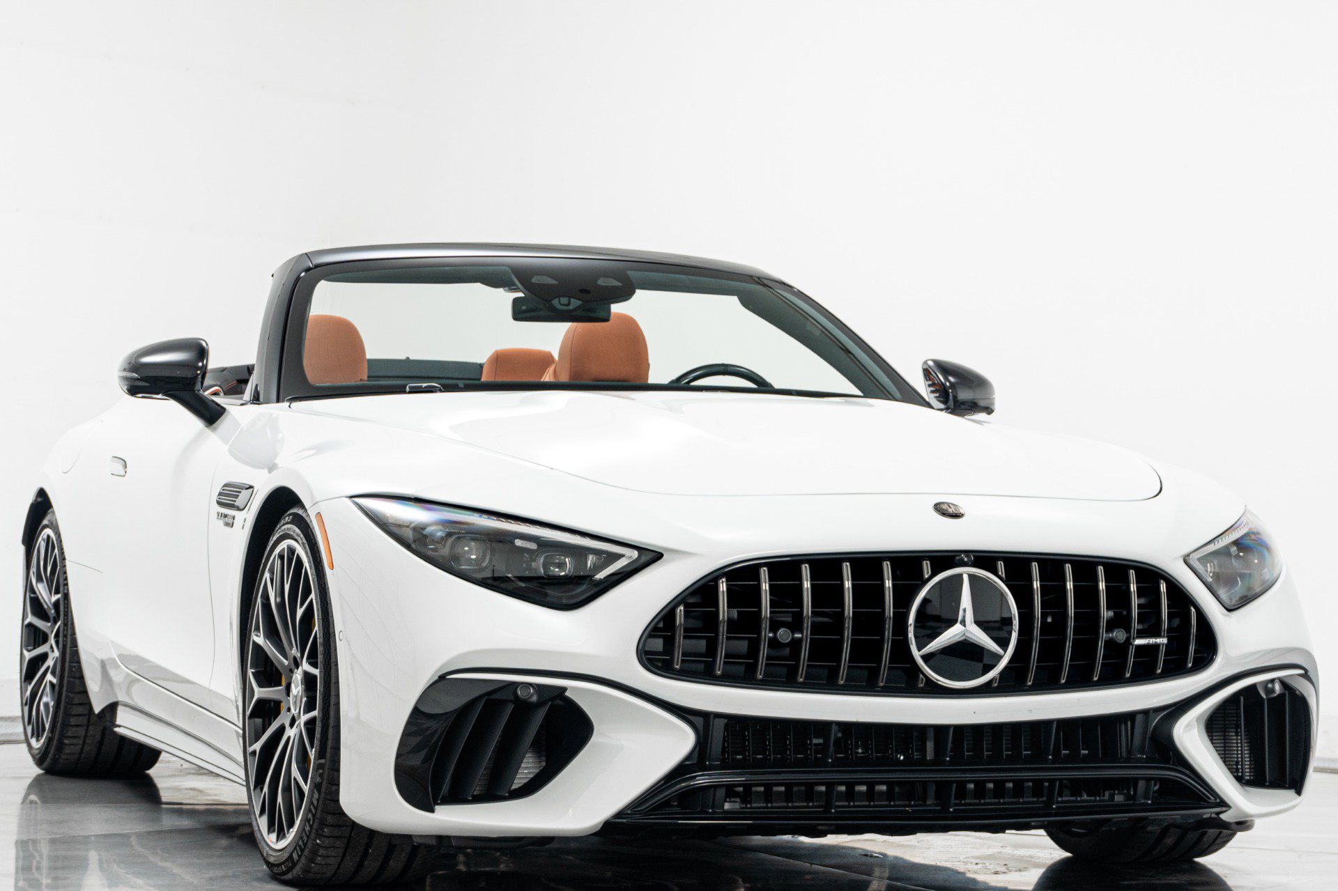 Used 2026 Mercedes-Benz SL 55 AMG 4MATIC image 3