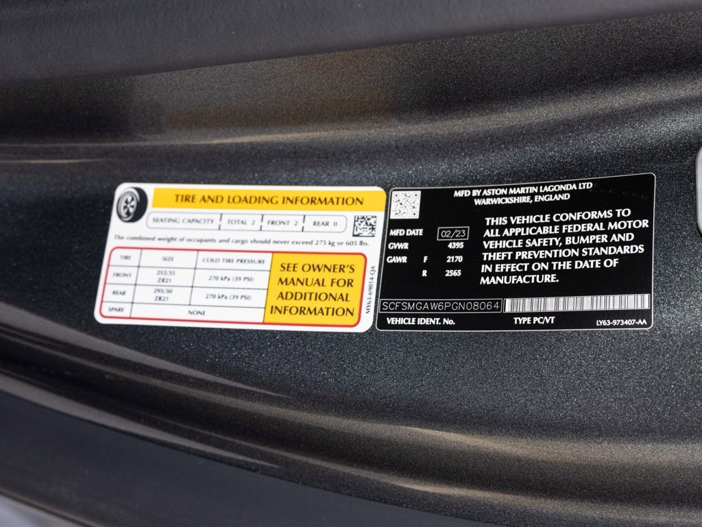 Used 2023 Aston Martin V8 Vantage Coupe image 60