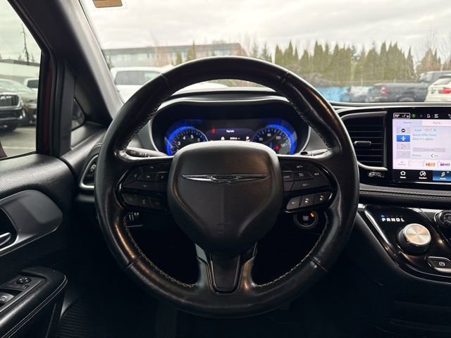 Used 2021 Chrysler Pacifica Touring w/ S Appearance Package image 22