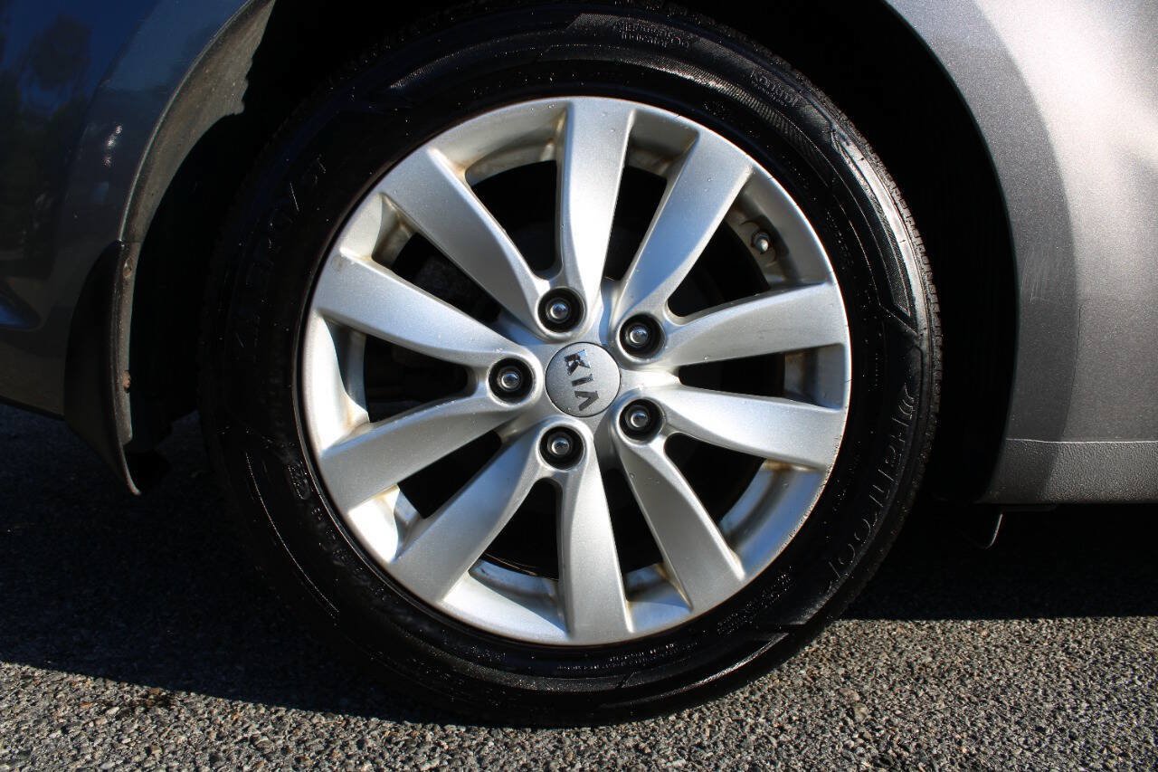 Used 2015 Kia Forte Koup EX FWD image 19