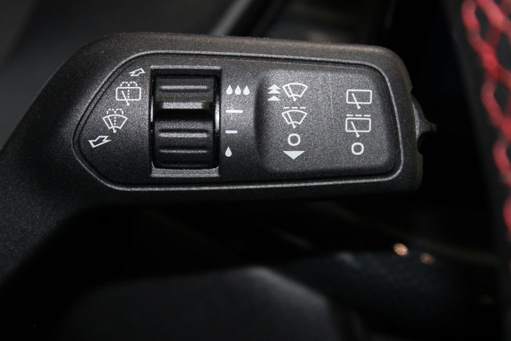 Used 2023 Ford Escape ST-Line w/ Tech Pack #1 FWD image 28