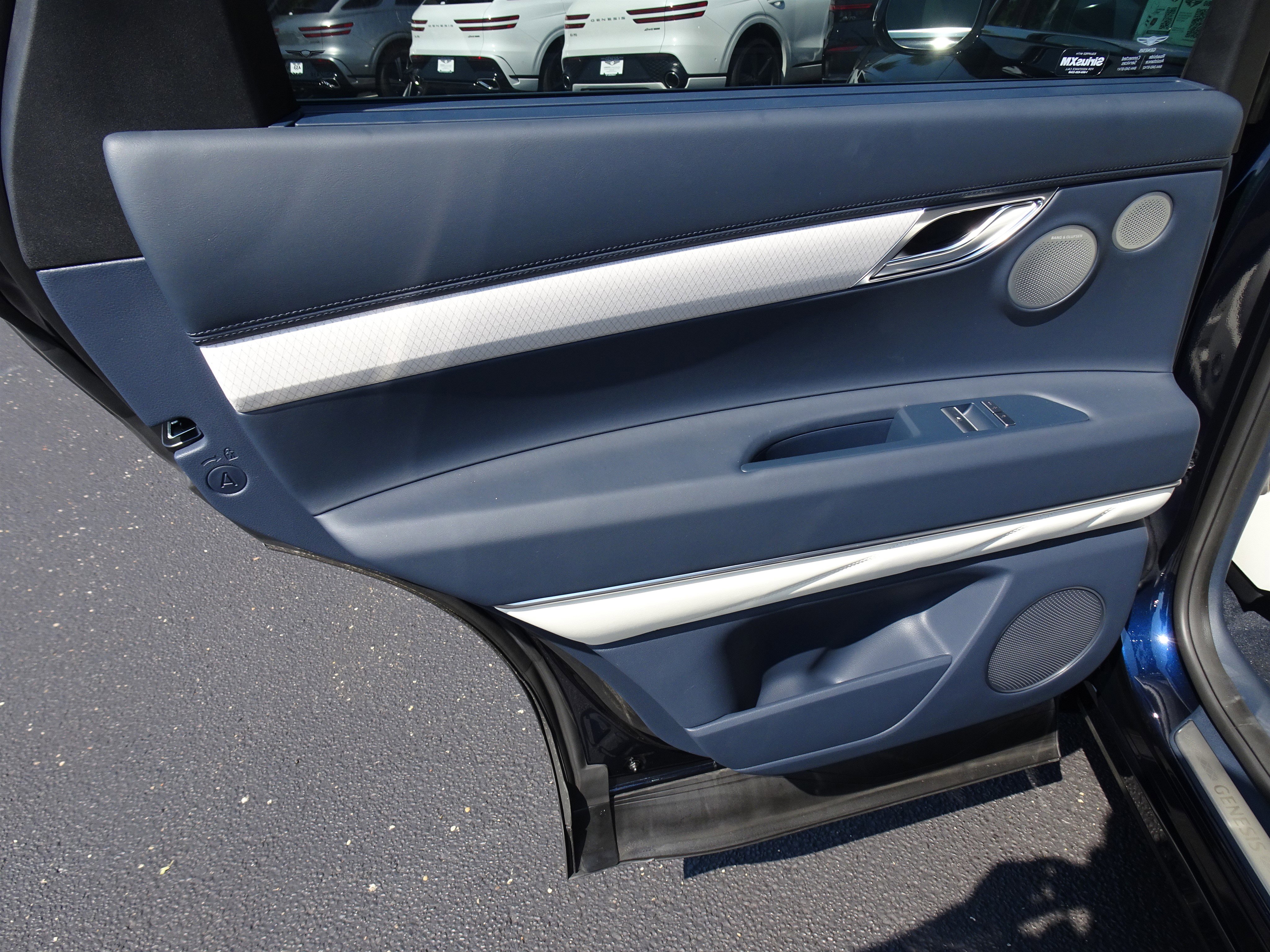 New 2025 Genesis GV80 3.5T Prestige image 14