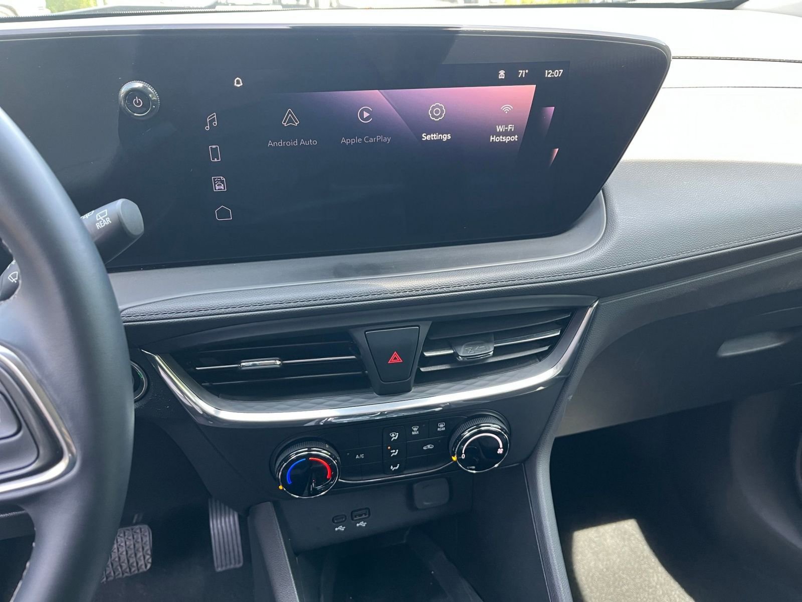 Used 2025 Buick Encore GX Preferred FWD image 17