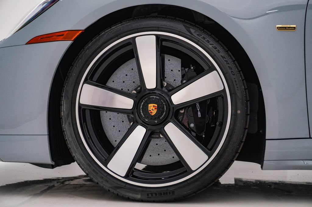 Used 2023 Porsche 911 Sport Classic RWD image 15